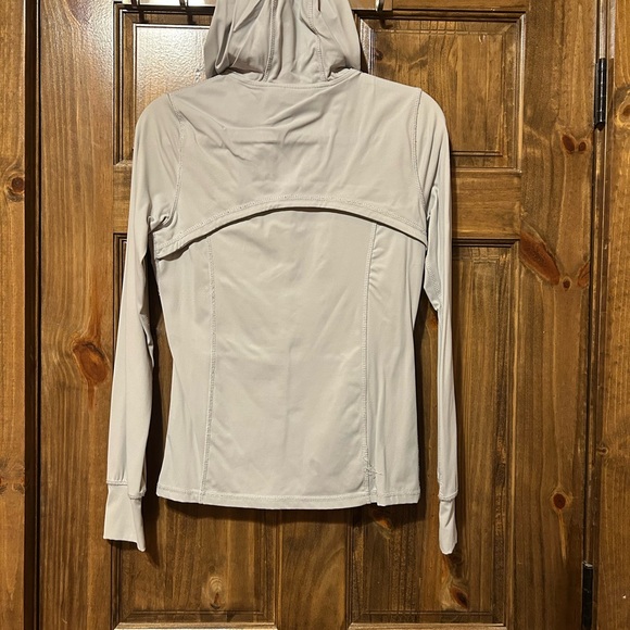 Kimes Ranch zip- up light jacket. - Picture 3 of 8